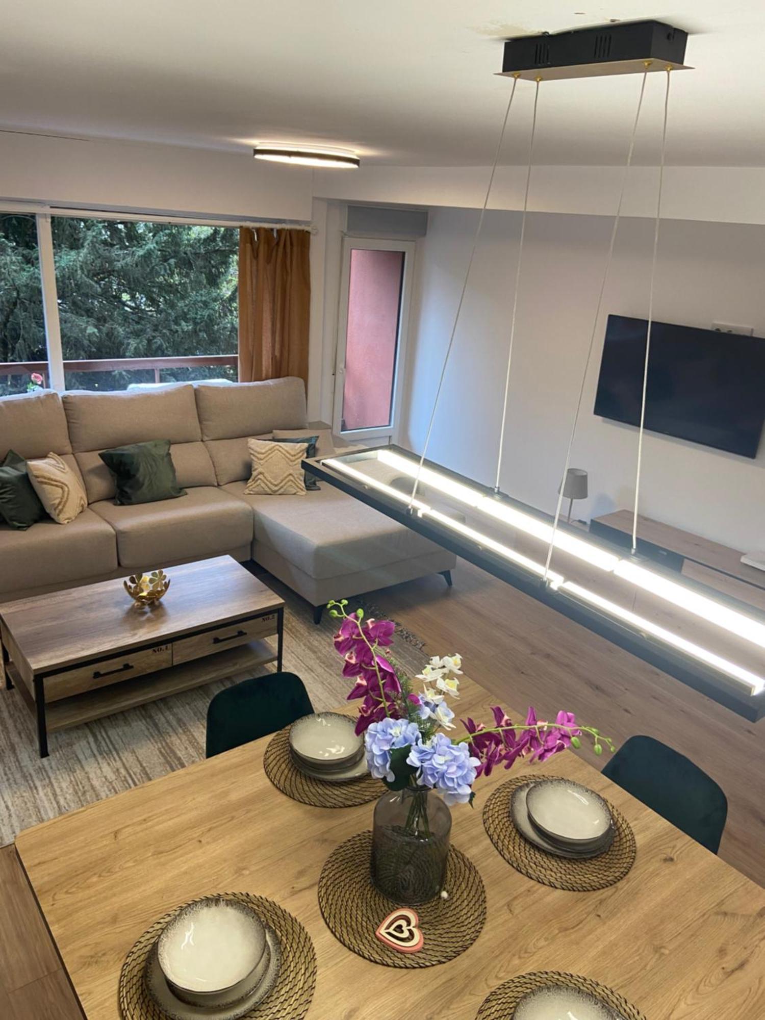Dh Apartamento Turistico Кангас-де-Оніс Екстер'єр фото